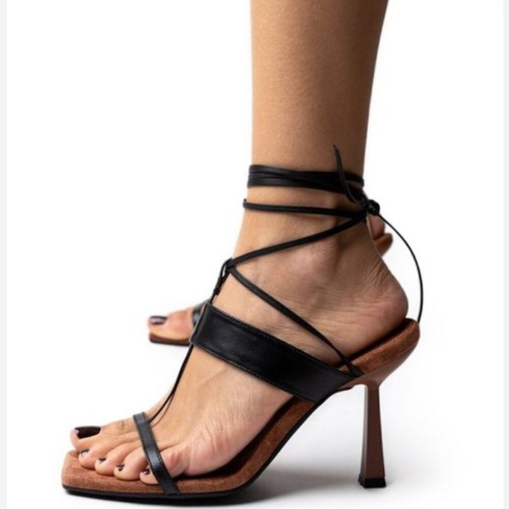 ESIOT Shoes.